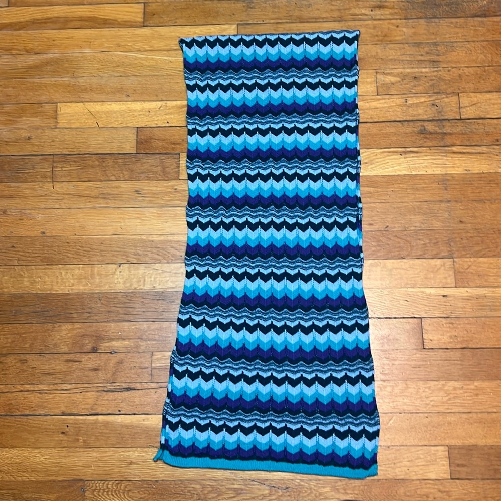 Missoni Wool Blend Classic Zig Zag Scarf in Teal & Purple, OSFM - Picture 4 of 11